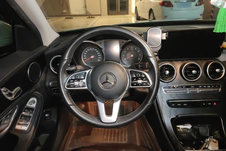 Used Mercedes-Benz C-Class 2019 C 180 L Fashion Edition Sport Version Steering Wheel