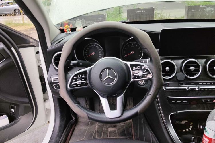 Used Mercedes-Benz C-Class 2019 C 180 L Fashion Edition Sport Version Steering Wheel