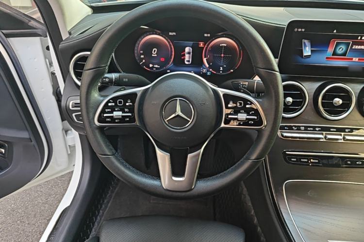 Used Mercedes-Benz C-Class 2019 C 180 L Fashion Edition Sport Version Steering Wheel