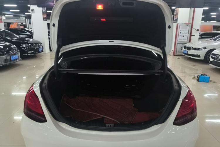 Used Mercedes-Benz C-Class 2019 C 180 L Fashion Edition Sport Version Trunk