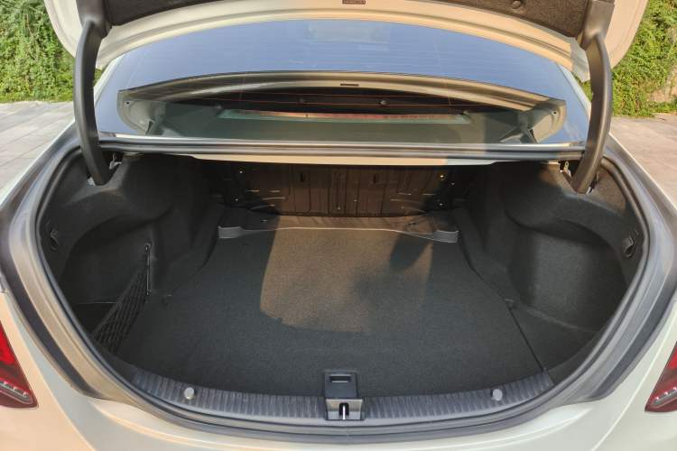 Used Mercedes-Benz C-Class 2019 C 180 L Dynamic Sports Edition Trunk