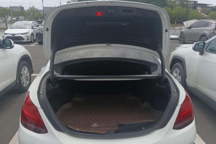 Used Mercedes-Benz C-Class 2019 Restyled C 260 L Sport Edition Trunk