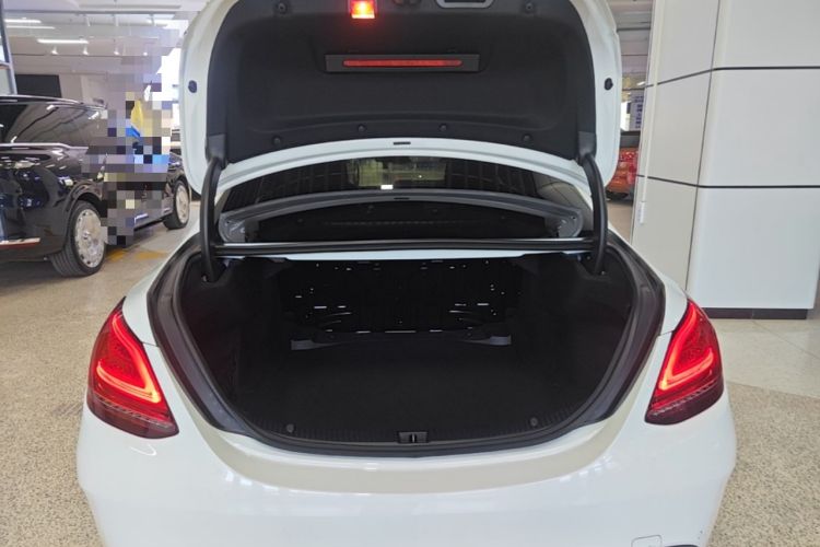 Used Mercedes-Benz C-Class 2019 C 260 Sport Edition Trunk