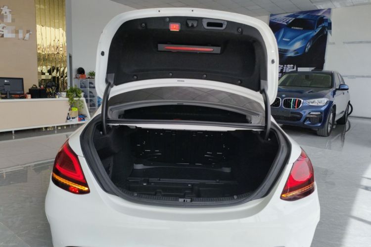Used Mercedes-Benz C-Class 2019 C 180 L Fashion Edition Sport Version Trunk