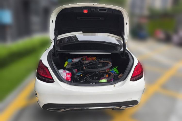Used Mercedes-Benz C-Class 2019 C 180 L Fashion Edition Sport Version Trunk
