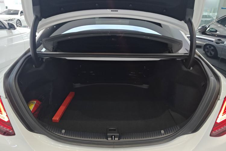 Used Mercedes-Benz C-Class 2019 Restyled C 260 L Sport Edition Trunk