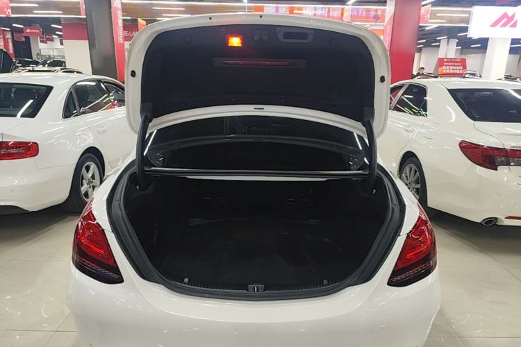 Used Mercedes-Benz C-Class 2019 Restyled C 260 L Sport Edition Trunk