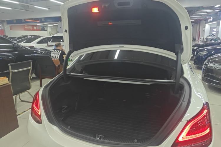 Used Mercedes-Benz C-Class 2019 C 260 Sport Edition Trunk