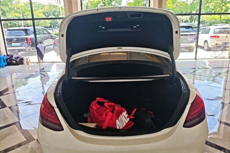 Used Mercedes-Benz C-Class 2019 C 180 L Fashion Edition Sport Version Trunk