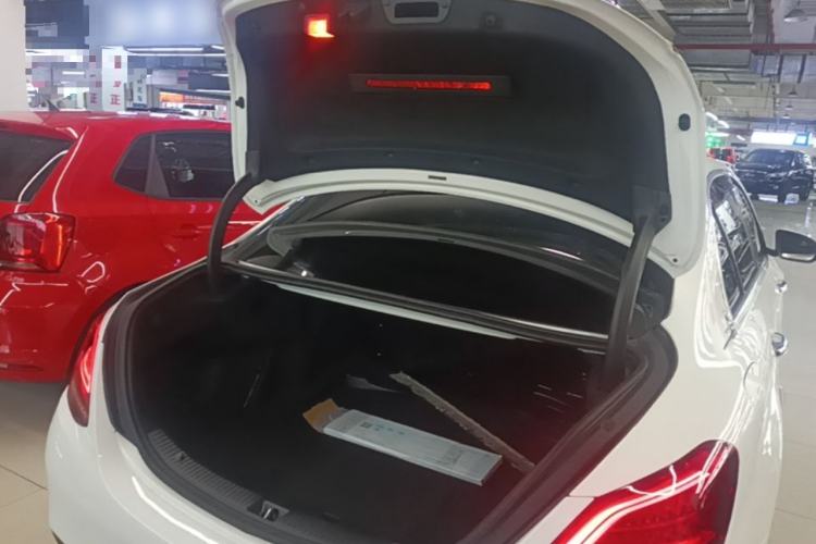 Used Mercedes-Benz C-Class 2019 C 260 L Sport Edition Trunk