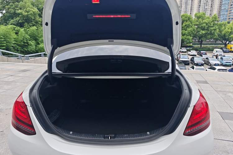 Used Mercedes-Benz C-Class 2019 Restyled C 260 L Sport Edition Trunk