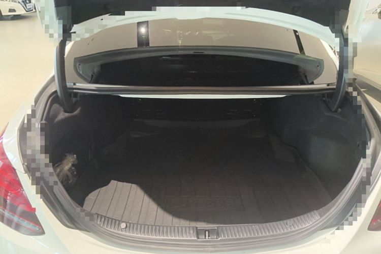 Used Mercedes-Benz C-Class 2019 Updated C 260 L Trunk