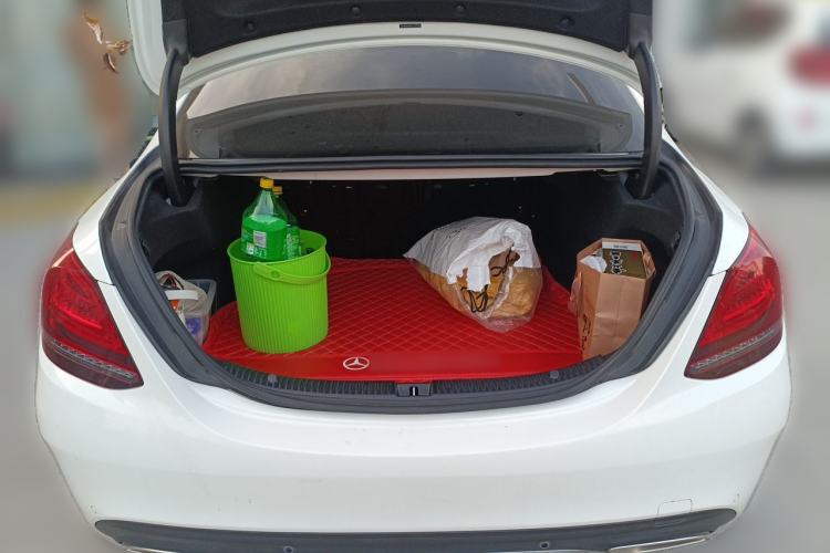 Used Mercedes-Benz C-Class 2019 C 180 L Fashion Edition Sport Version Trunk