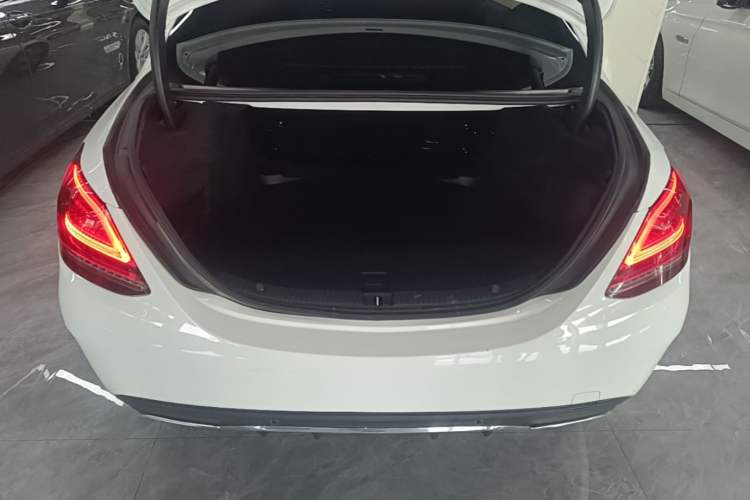 Used Mercedes-Benz C-Class 2019 Restyled C 260 L Sport Edition Trunk