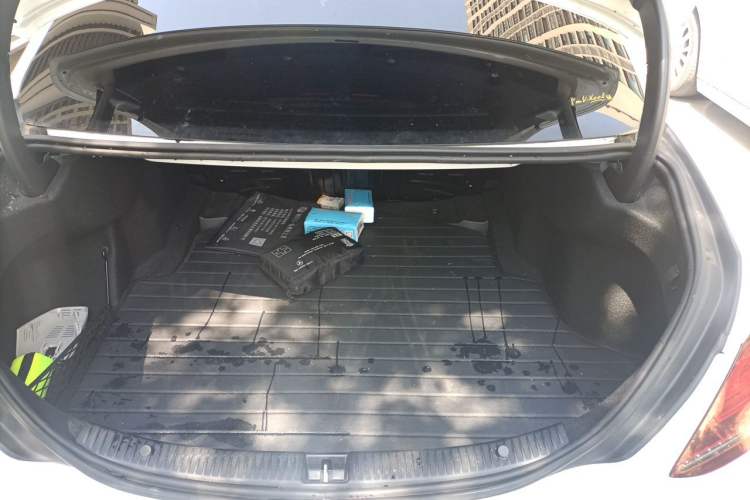 Used Mercedes-Benz C-Class 2019 Restyled C 260 L Sport Edition Trunk