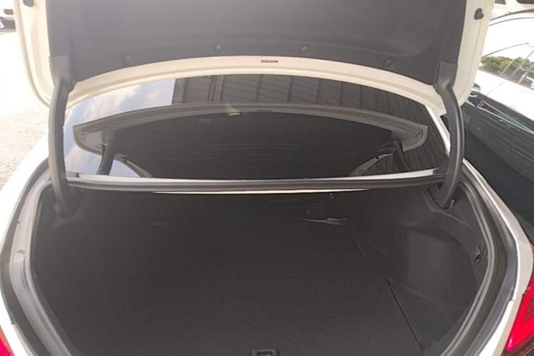 Used Mercedes-Benz C-Class 2019 Restyled C 260 L Sport Edition Trunk