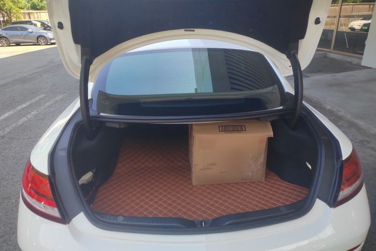 Used Mercedes-Benz C-Class 2019 C 260 Coupe Trunk