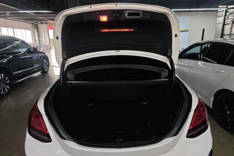 Used Mercedes-Benz C-Class 2019 C 260 Sport Edition Trunk