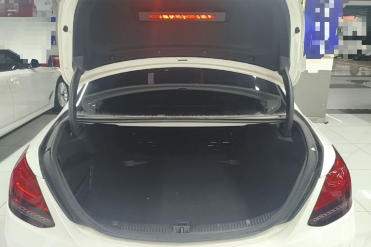Used Mercedes-Benz C-Class 2019 C 260 L Trunk