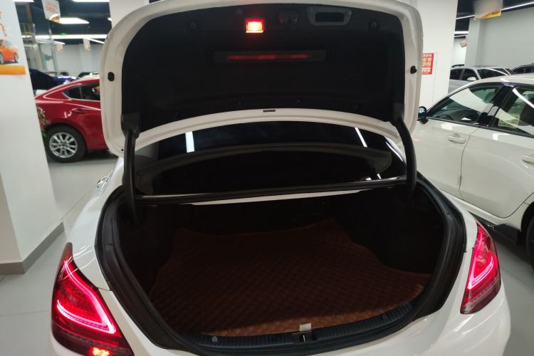 Used Mercedes-Benz C-Class 2019 C 180 L Fashion Edition Sport Version Trunk