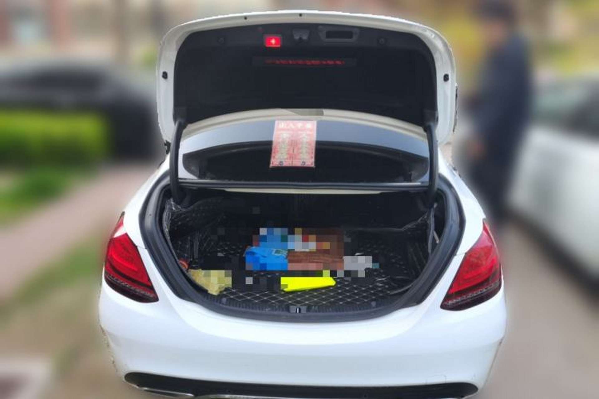 Used Mercedes-Benz C-Class 2019 C 180 L Fashion Edition Sport Version Trunk
