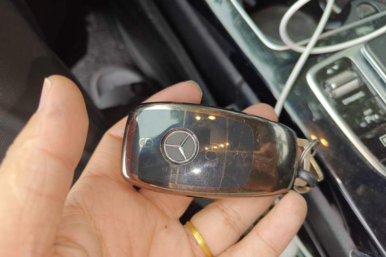 Used Mercedes-Benz C-Class 2019 C 260 Sport Edition Vehicle Key