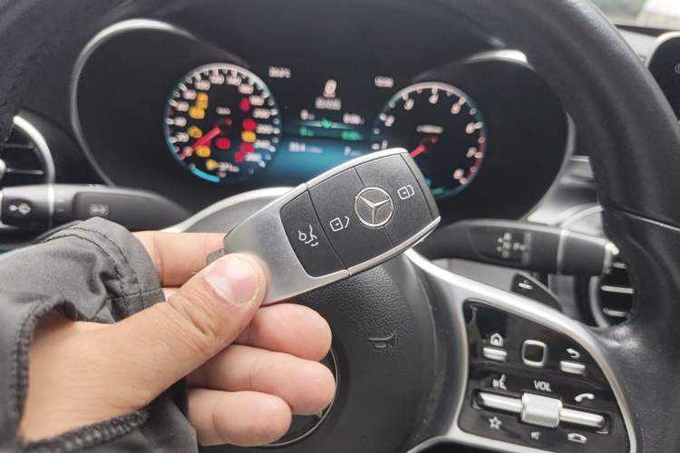 Used Mercedes-Benz C-Class 2019 C 260 L Sport Edition Vehicle Key
