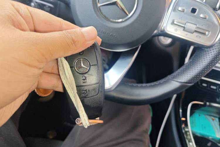 Used Mercedes-Benz C-Class 2019 C 260 Sport Edition Vehicle Key