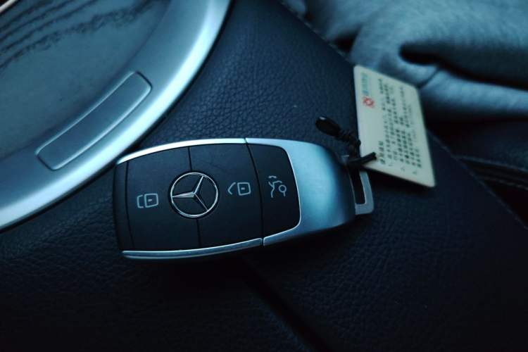Used Mercedes-Benz C-Class 2019 C 260 L 4MATIC Sport Edition Vehicle Key