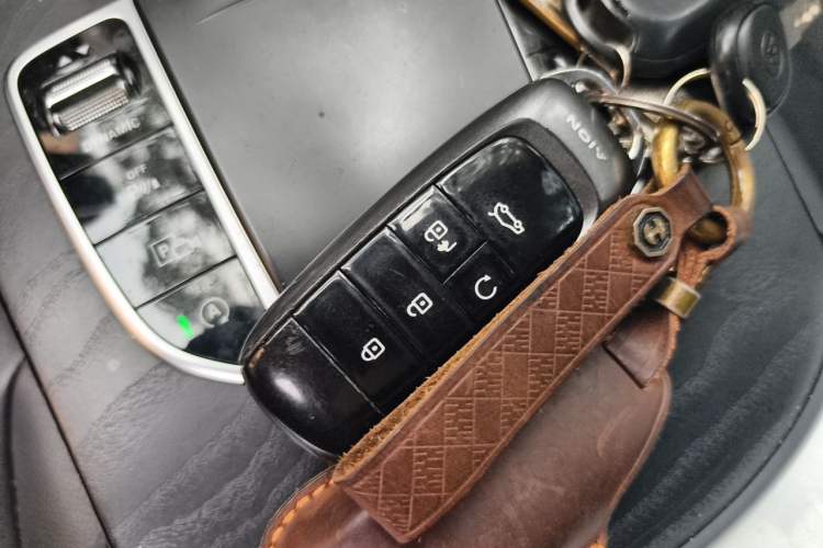 Used Mercedes-Benz C-Class 2019 C 260 L Sport Edition Vehicle Key