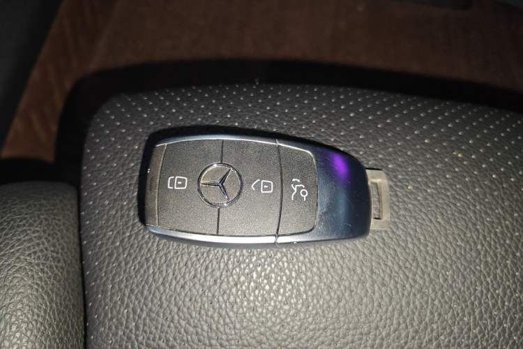 Used Mercedes-Benz C-Class 2019 C 260 Estate Vehicle Key