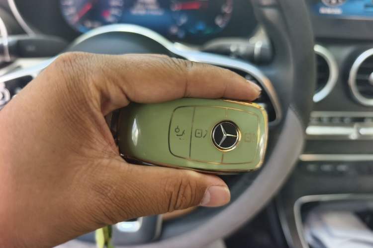 Used Mercedes-Benz C-Class 2019 Restyled C 260 L Sport Edition Vehicle Key