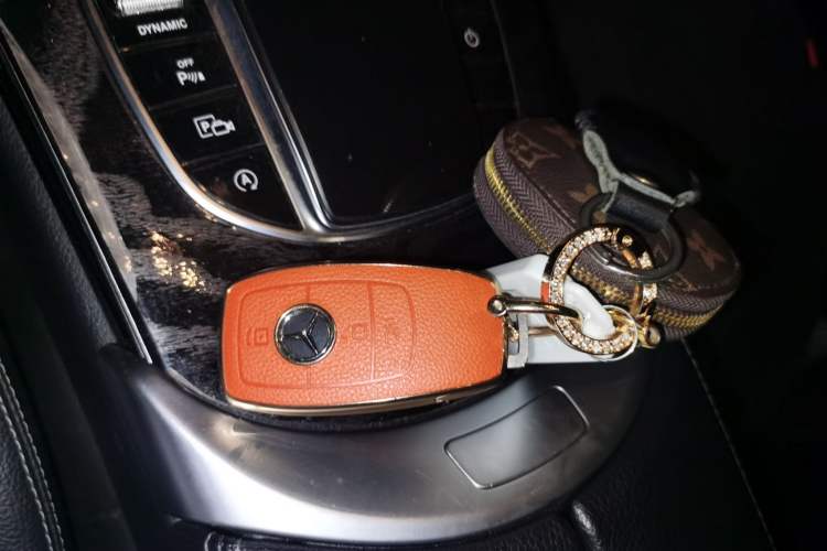 Used Mercedes-Benz C-Class 2019 Restyled C 260 L Sport Edition Vehicle Key