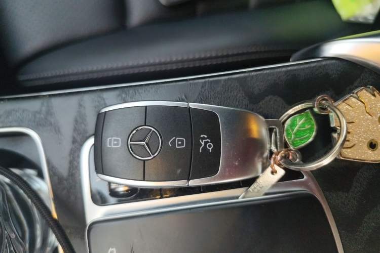 Used Mercedes-Benz C-Class 2019 C 260 Coupe Vehicle Key
