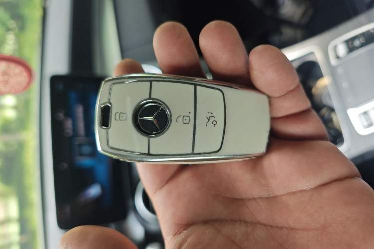 Used Mercedes-Benz C-Class 2019 C 180 L Fashion Edition Sport Version Vehicle Key