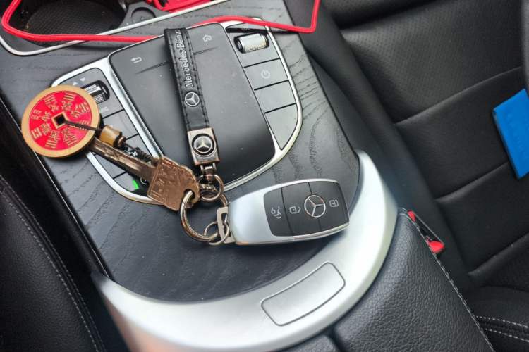 Used Mercedes-Benz C-Class 2019 Restyled C 260 L Sport Edition Vehicle Key