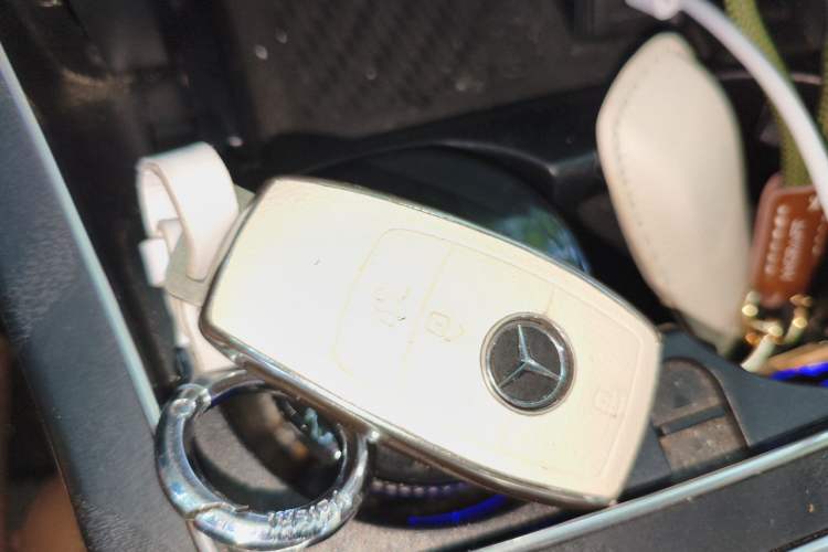 Used Mercedes-Benz C-Class 2019 C 260 Coupe Vehicle Key