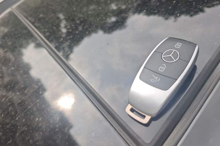 Used Mercedes-Benz C-Class 2019 Restyled C 260 L Sport Edition Vehicle Key