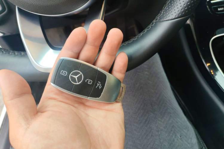 Used Mercedes-Benz C-Class 2019 C 260 Sport Edition Vehicle Key