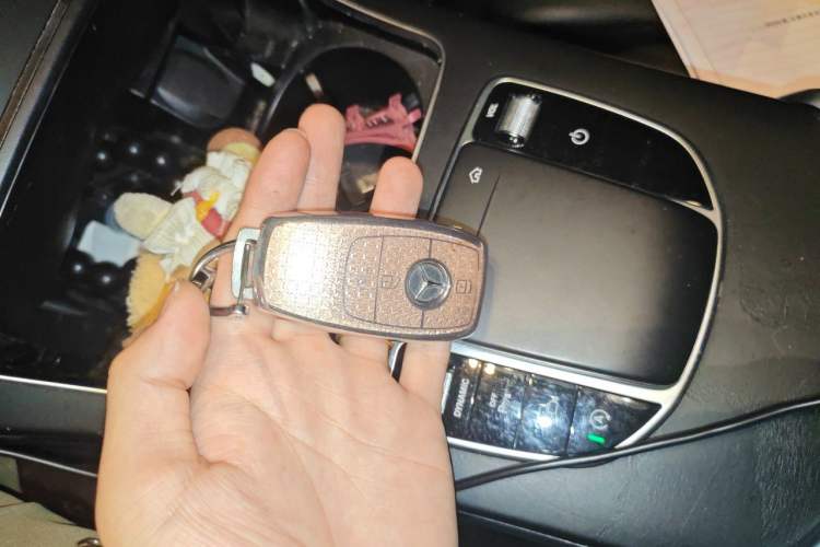 Used Mercedes-Benz C-Class 2019 C 180 L Fashion Edition Sport Version Vehicle Key