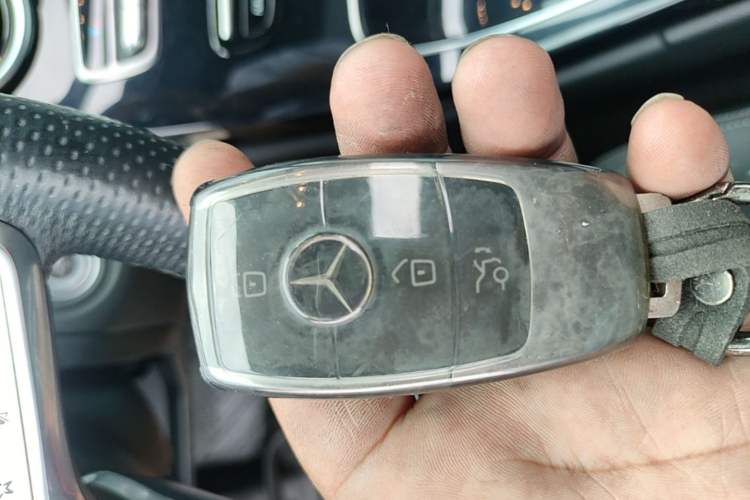 Used Mercedes-Benz C-Class 2019 C 260 Sport Edition Vehicle Key