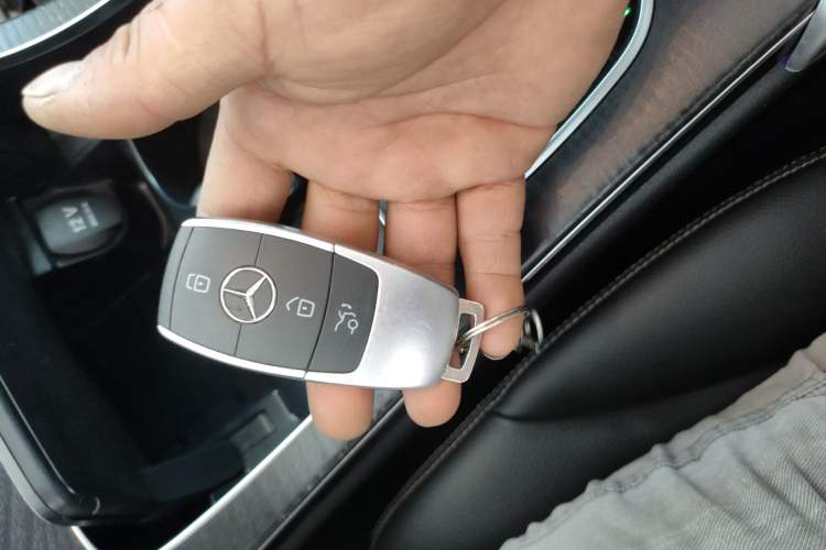 Used Mercedes-Benz C-Class 2019 C 180 L Fashion Edition Sport Version Vehicle Key