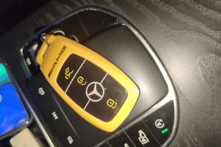 Used Mercedes-Benz C-Class 2019 Restyled C 260 L Sport Edition Vehicle Key