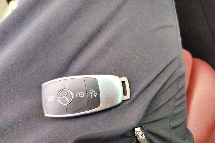 Used Mercedes-Benz C-Class 2019 C 260 Sport Edition Vehicle Key
