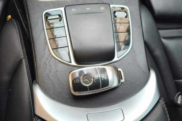 Used Mercedes-Benz C-Class 2019 C 180 L Fashion Edition Sport Version Vehicle Key
