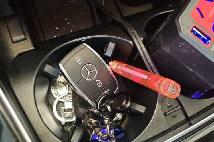 Used Mercedes-Benz C-Class 2019 C 180 L Fashion Edition Sport Version Vehicle Key