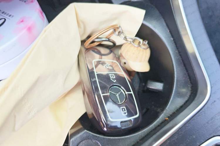 Used Mercedes-Benz C-Class 2019 C 260 L Sport Edition Vehicle Key