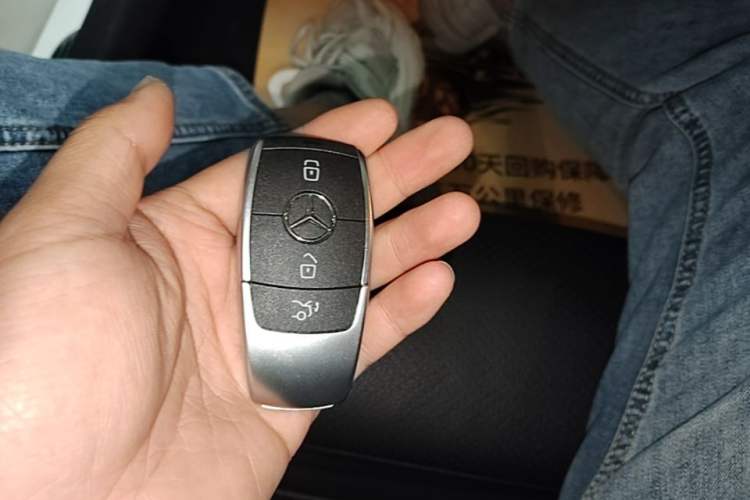 Used Mercedes-Benz C-Class 2019 C 180 L Fashion Edition Sport Version Vehicle Key
