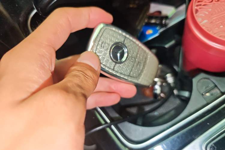 Used Mercedes-Benz C-Class 2019 C 260 Sport Edition Vehicle Key