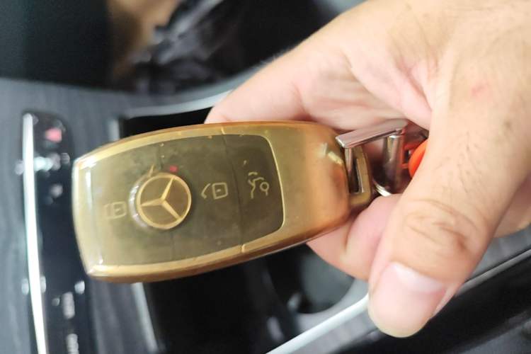 Used Mercedes-Benz C-Class 2019 Restyled C 260 L Sport Edition Vehicle Key